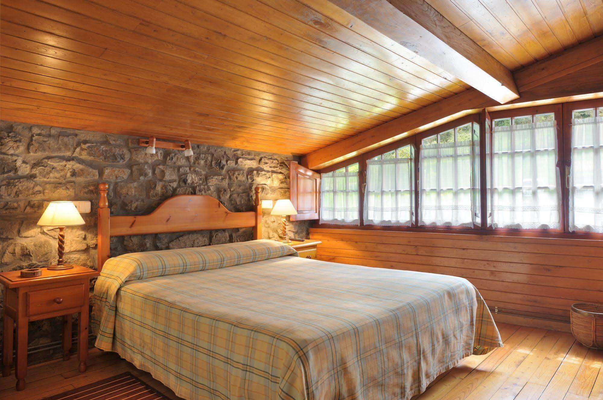 Casas Rurales El Llugaron Миравальес Экстерьер фото
