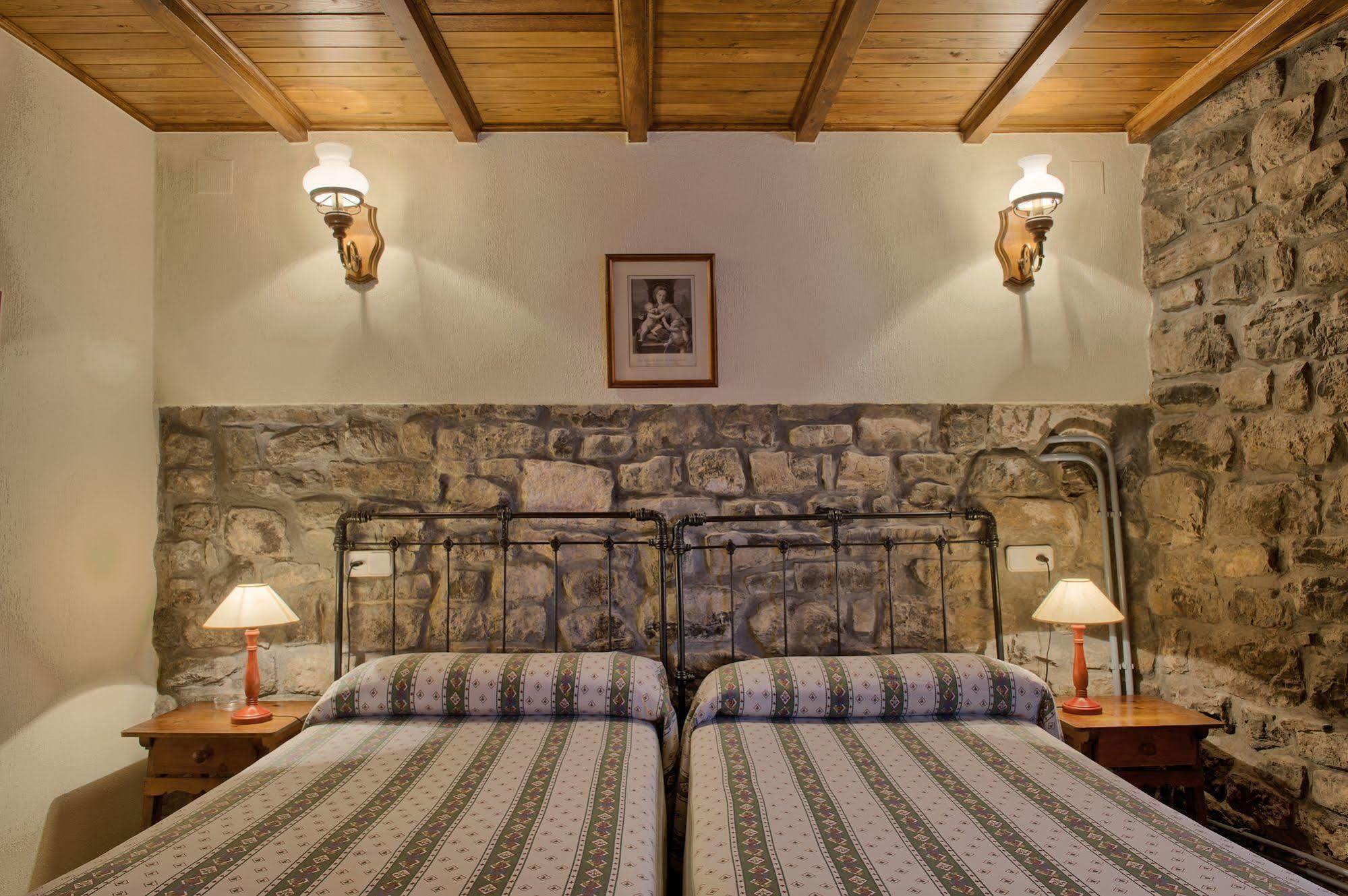 Casas Rurales El Llugaron Миравальес Экстерьер фото