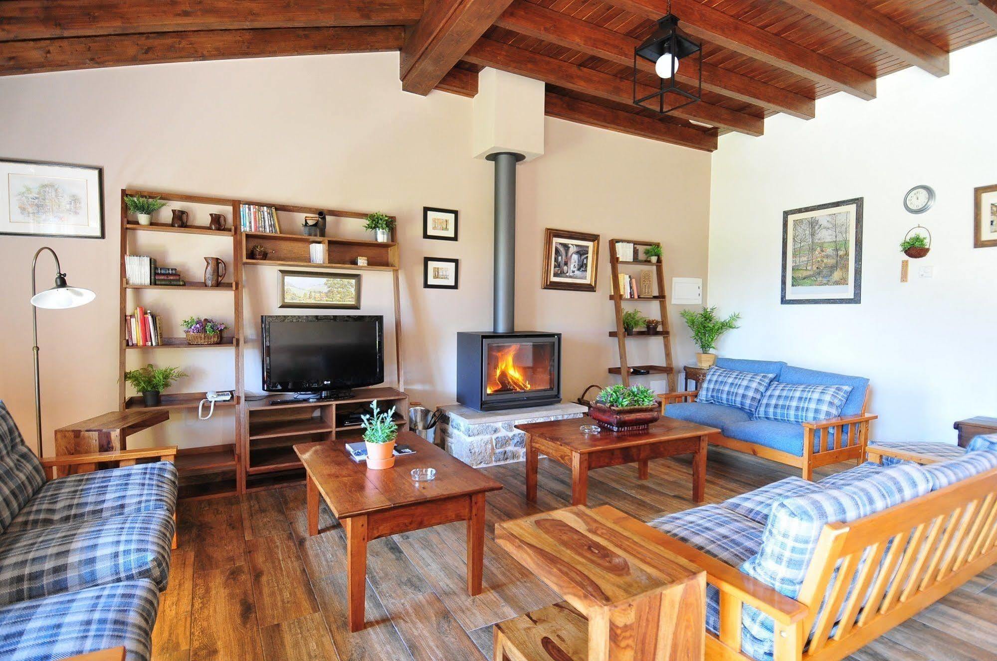 Casas Rurales El Llugaron Миравальес Экстерьер фото